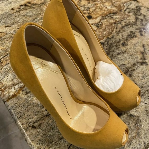 Giuseppe Zanotti heels - Picture 2 of 3